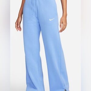Nike Women's Straight Leg Pants in Light Blue